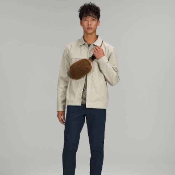 NWT Lululemon Everywhere Fleece Belt Bag Burnt Caramel - Picture 2 of 16